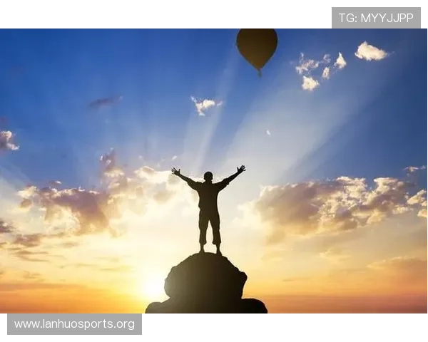 凝聚七万人的热情呼声期待别再辜负共同的真挚点到力量与梦想前行