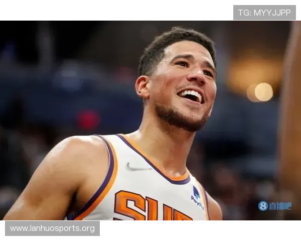 布克预计与太阳提前续约顶薪 成为球队核心力压杜兰特